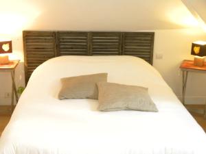 Hotels Hotel La Bastie d'Urfe : photos des chambres