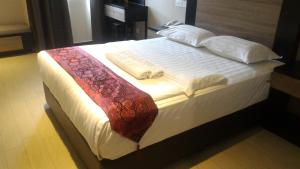 Galaxy Hotel SIMPANG AMPAT