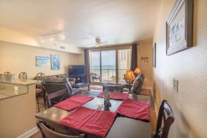 One-Bedroom Apartment room in Shores Of Panama 726 Condo