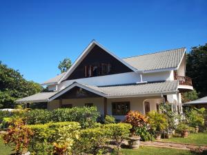 Belle Amie Self Catering