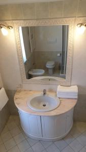 Habitación Triple con baño privado externo
