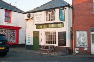 The Swordfish Inn - Paul
