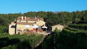 Maisons d'hotes Le Pressoir De La Deveze : photos des chambres