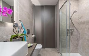 Apartment Romano with Sea View near Poreč