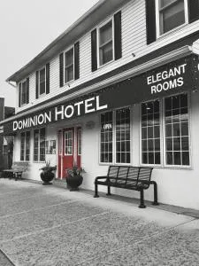 Dominion Hotel - Algonquin Highlands