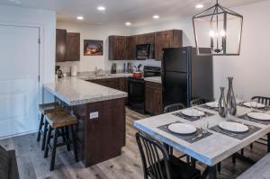Apartment - Ground Floor room in Moab Redcliff Condos