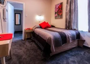 Masonic Hotel - Longburn