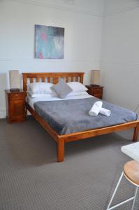 Queen Room with Shared Bathroom room in Sandy Bottoms Guesthouse