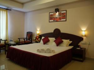 KARTHIKA RESIDENCY