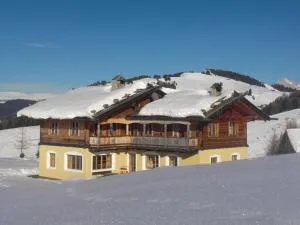 Appartements Karbon - Seiser Alm