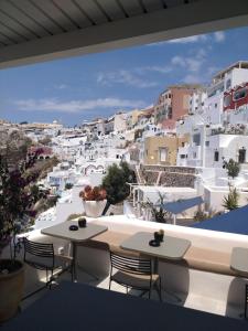 Porto Fira Suites Santorini Greece