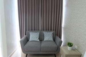 Comfy Studio Menteng Park Apartment By Travelio