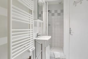 Comfortable flat in the middle of Paris