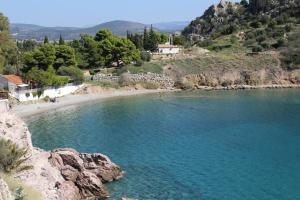 3 BDS-5min. walk to the BEACH Argolida Greece