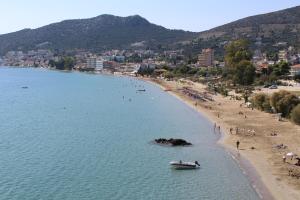 3 BDS-5min. walk to the BEACH Argolida Greece