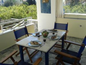 3 BDS-5min. walk to the BEACH Argolida Greece