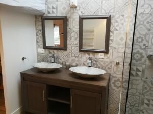 B&B / Chambres d'hotes Le Dauphin : photos des chambres