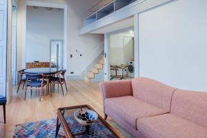 BOUTIQUE Rentals - Toledos One & Only Apt in Historical center of Porto