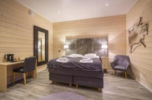 Superior Suite with Sauna room in Wilderness Hotel Muotka & Igloos