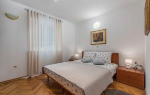 Apartment Amela