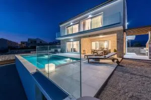 Villa Olea, luxury retreat with nature blend - Škunca