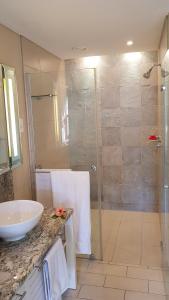 Eden Island Luxury Apartment - White Sand