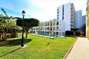 Apartamento Andalucía - A 100 metros de la playa, Camino recto sin cuestas - Piscina