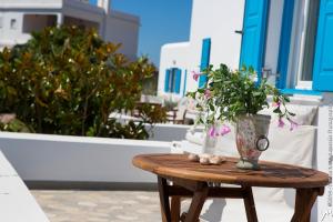 Opalio Apartments Kimolos-Island Greece