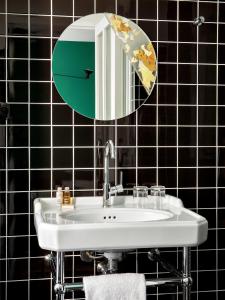 Hotels New Hotel Le Voltaire : photos des chambres