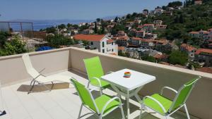 3 star apartement Apartments with sea view Stomorska Horvaatia