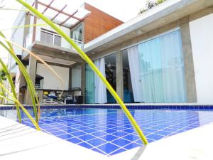 Casa em Maresias com piscina a 100mt da praia - LOCALIZAÇÃO PRIVILEGIADA