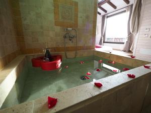 Suite with Lake View