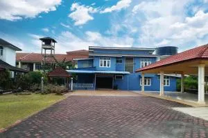 Teratak Orkid - Kampong Kubang Parit