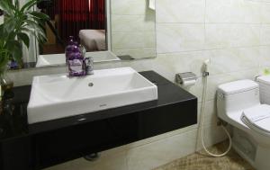 Phòng Tiêu Chuẩn Giường Đôi (Standard Double Room)