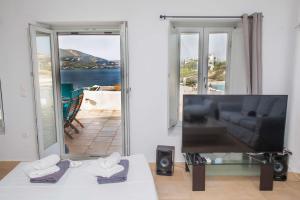 Villa Paradiso Bay Paros Greece