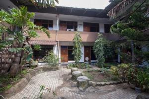 RedDoorz @ Panglima Sudirman Probolinggo