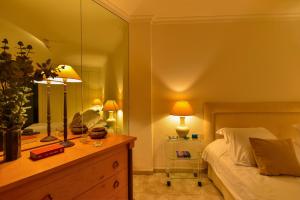 Las Canteras Seafront Apartment by VillaGranCanaria