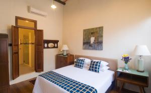 23 Love Lane Hotel