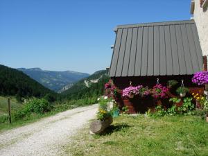 Appartements haut de chalet 6 P villard de lans : photos des chambres