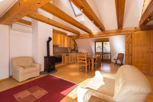 Koritnica Apartments