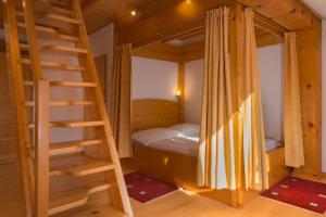 Koritnica Apartments