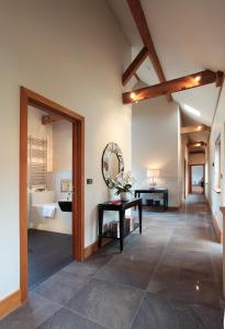 Whytings Stud Barn 1