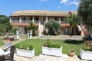 Family Apartment room in Villa Myrto