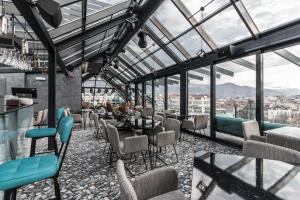 Sky Corner Hotel