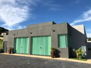 POUSADA LIMAS SUITES - Antônio Frotão