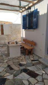 Akti Miaouli Holiday Home Syros Greece