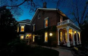 Lamberson Guest House - Dubuque