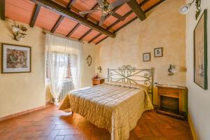 Apartment with Terrace room in Podere Casanova