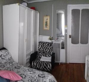 Comfortable House Center (1)