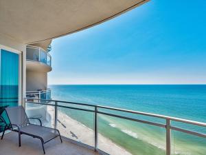Three-Bedroom Apartment room in Immaculate Gulf-Front Penthouse Unit 2209 Condo